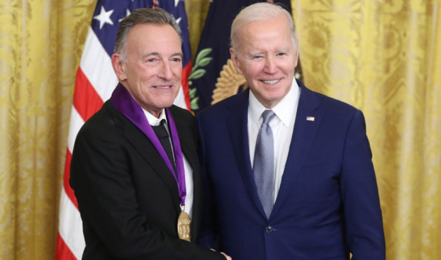 Biden premia a Springsteen y José Feliciano por su contribución a las artes