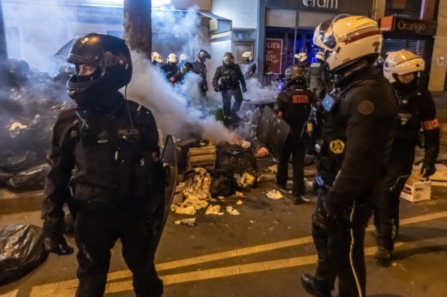 La violencia en las manifestaciones enfrenta al Gobierno galo y la izquierda