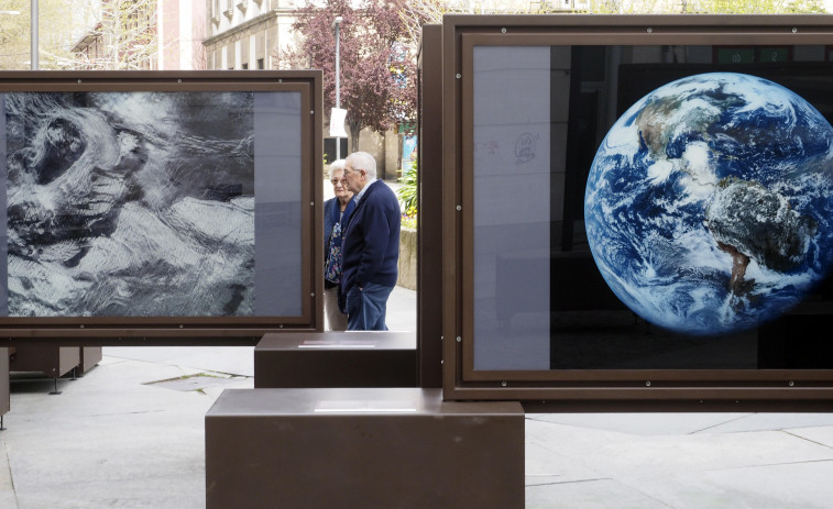 Viaje fotográfico por el sistema solar a través de la muestra 