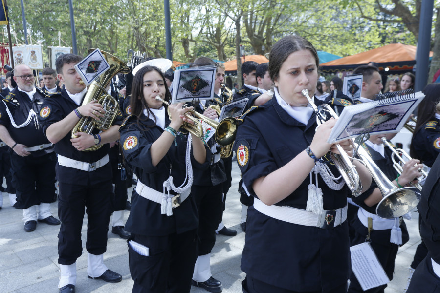 Música cofrade en las plazas de Ferrol para las horas previas al pregón