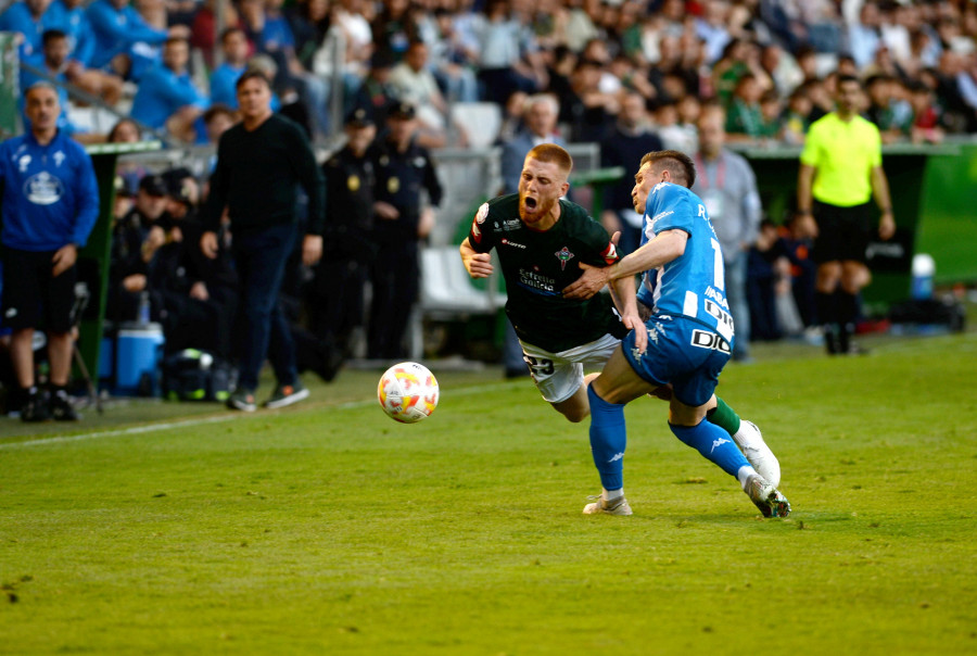 Racing y Deportivo firman tablas en A Malata (0-0)