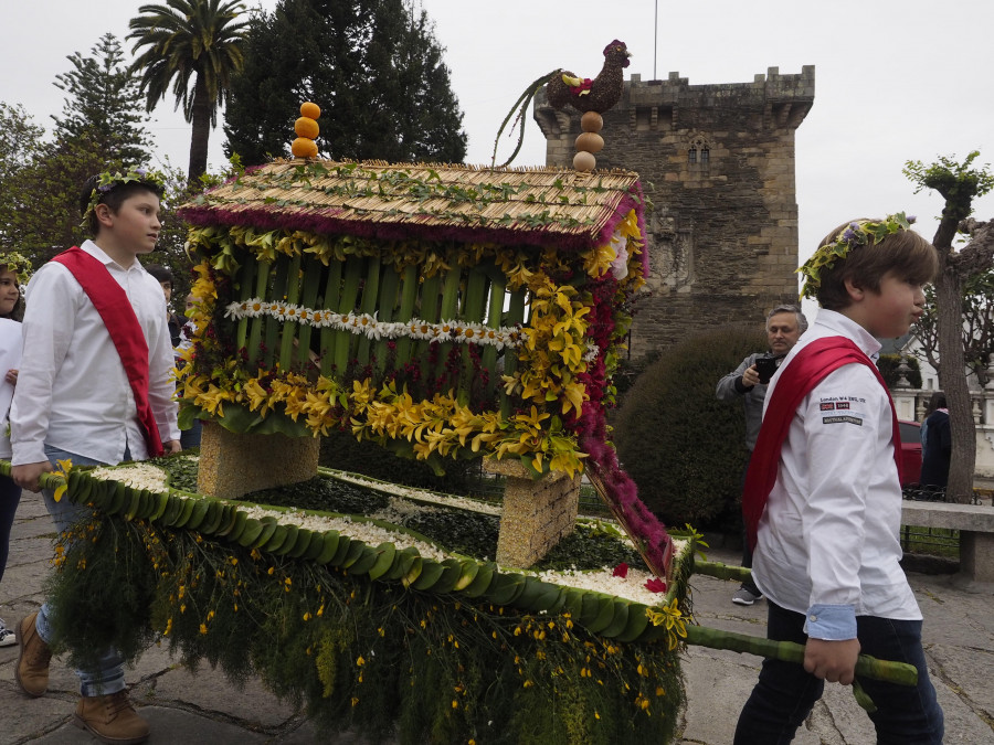 Pontedeume celebra hoy un concurso de Maios en Lombardero