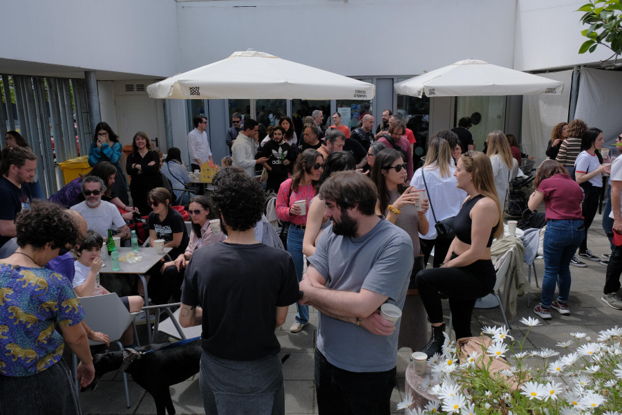 El barrio de Canido se convirtió en el centro neurálgico de la actividad cultural y comercial del domingo