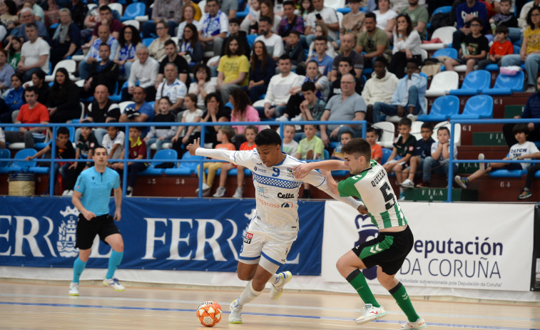 O Parrulo quiere cerrar el playoff en la cancha del Ceuta