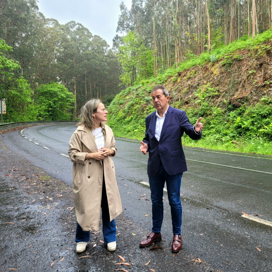 Ethel Vázquez y el candidato Xulio Cribeiro (PP) abordan la transformación del vial Cedeira-Ferrol
