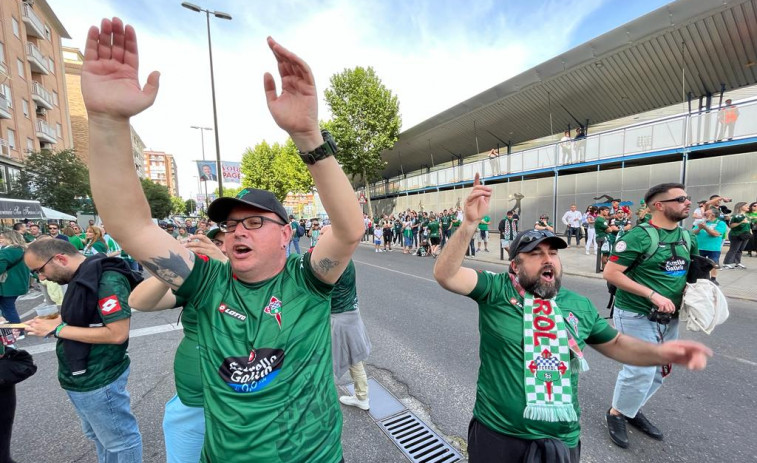 Los aficionados de Ferrol se dejan notar en Talavera