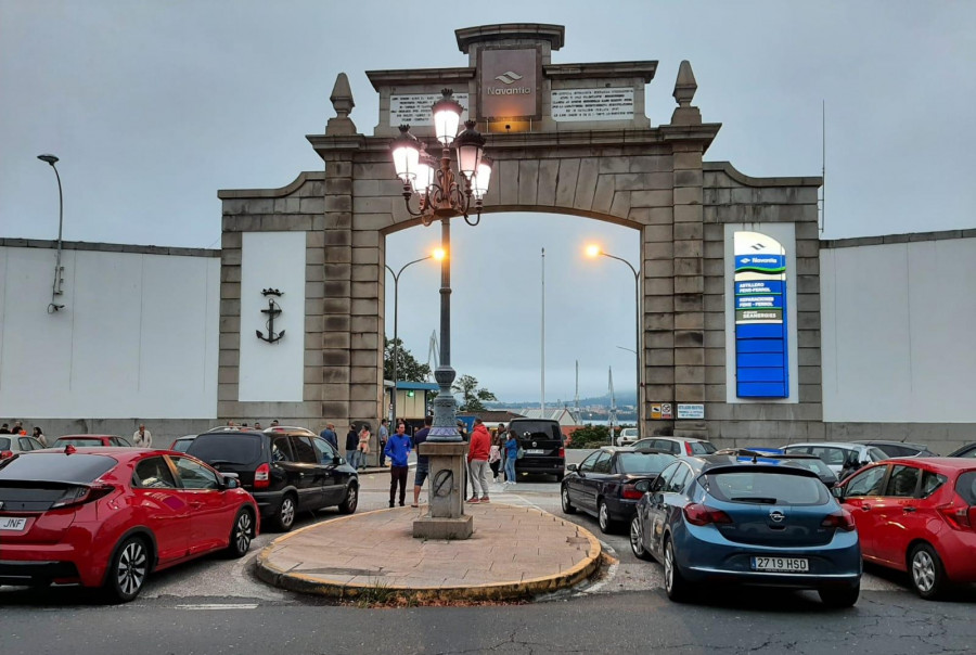 La última protesta de los trabajadores de Navantia colapsa el tráfico rodado en el centro de la ciudad