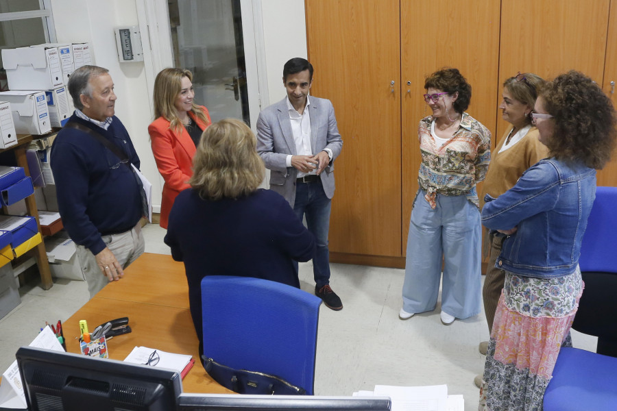 El alcalde cumple con el tradicional recorrido por el Palacio Municipal