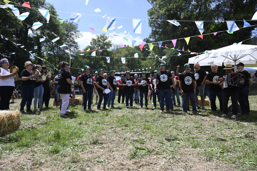 Música tradicional y mucho más en el intenso Festival do Río Castro