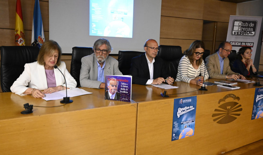 Anxo Lorenzo: “Este curso é un acto de xenerosidade do Club de Prensa de Ferrol con Carlos Gurméndez”