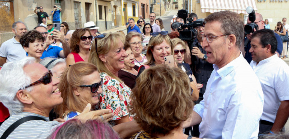 Feijóo dice que llevará al debate lo que ocurre en España y no en los platós o el Falcon