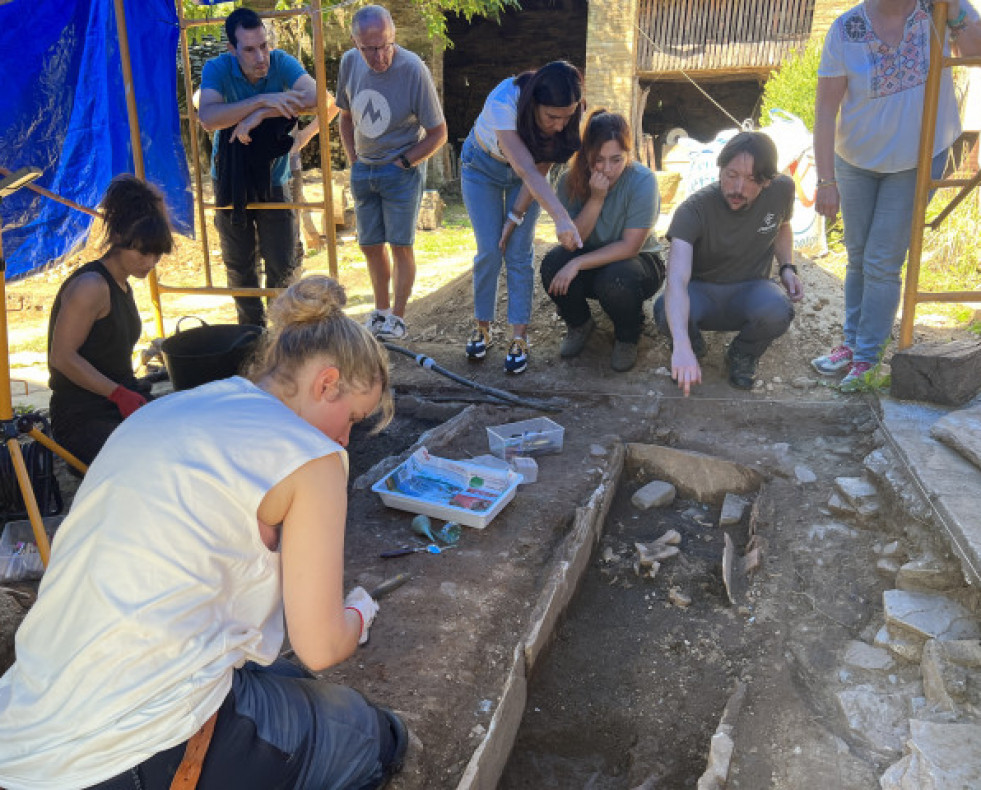 EuropaPress 5373244 subdelegada gobierno lugo visita yacimiento necropolis combarro mondonedo 171749