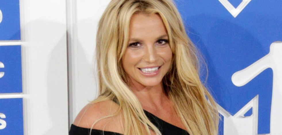 Britney Spears se divorcia después de 14 meses