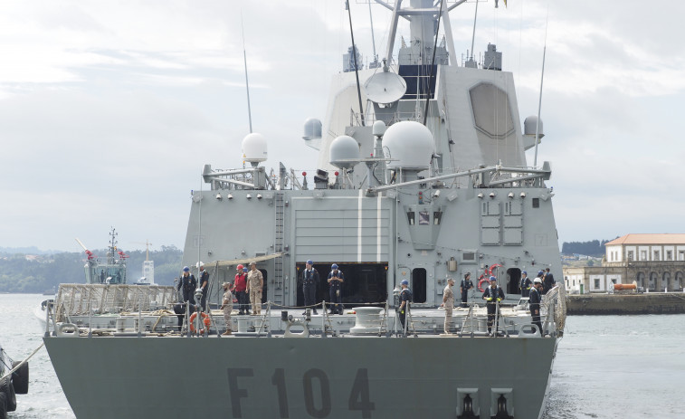 Seguimiento a varios buques rusos por parte de barcos que tienen su base en Ferrol