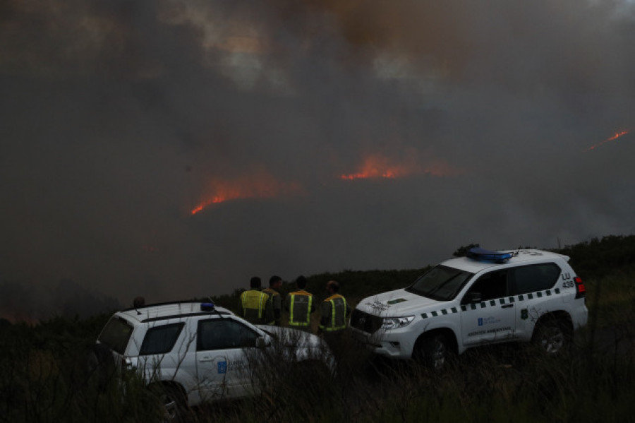 Controlados los dos incendios de Lugo tras superar las 150 hectáreas quemadas