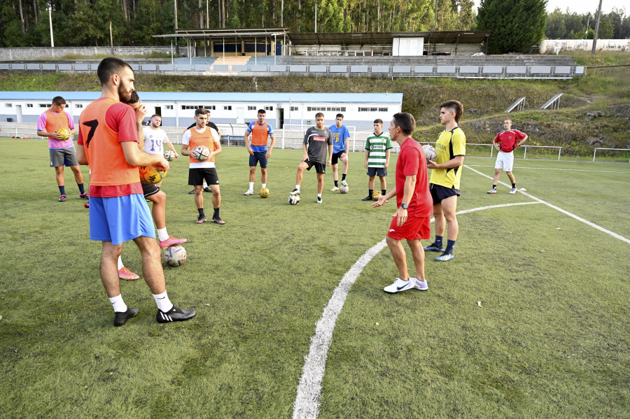 Un Perlío “en construcción” abre la campaña oficial hoy ante el Victoria en la Supercopa