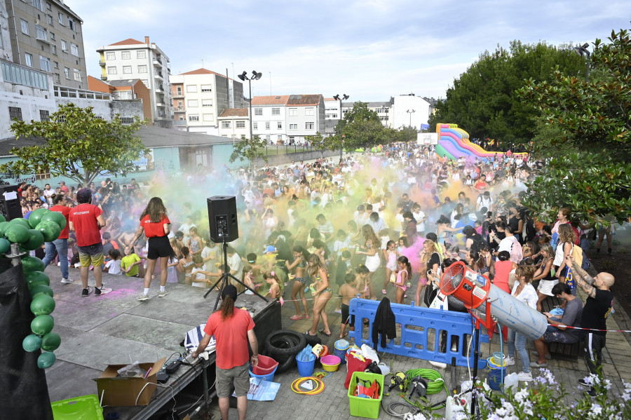 Los más pequeños de Narón despidieron el verano con una gran celebración en Freixeiro