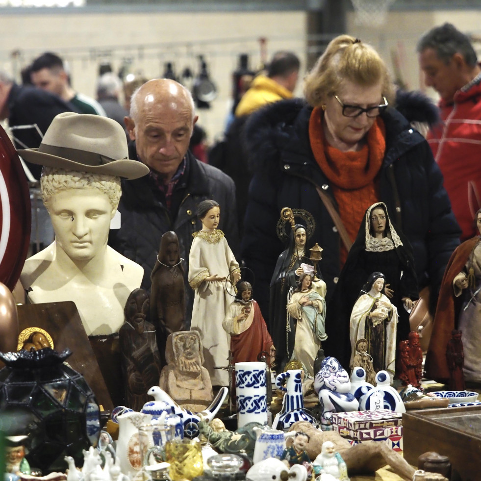 ¿Eres amante del coleccionismo? Tienes una nueva cita con lo vintage en Narón