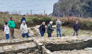 Visita comentada al yacimiento de Punta Sarridal, en Cedeira, para conocer el avance de la excavación