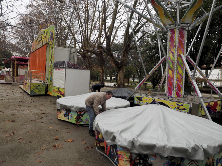 Las atracciones de feria ya están instaladas hasta el 7 de enero en el Cantón de Ferrol