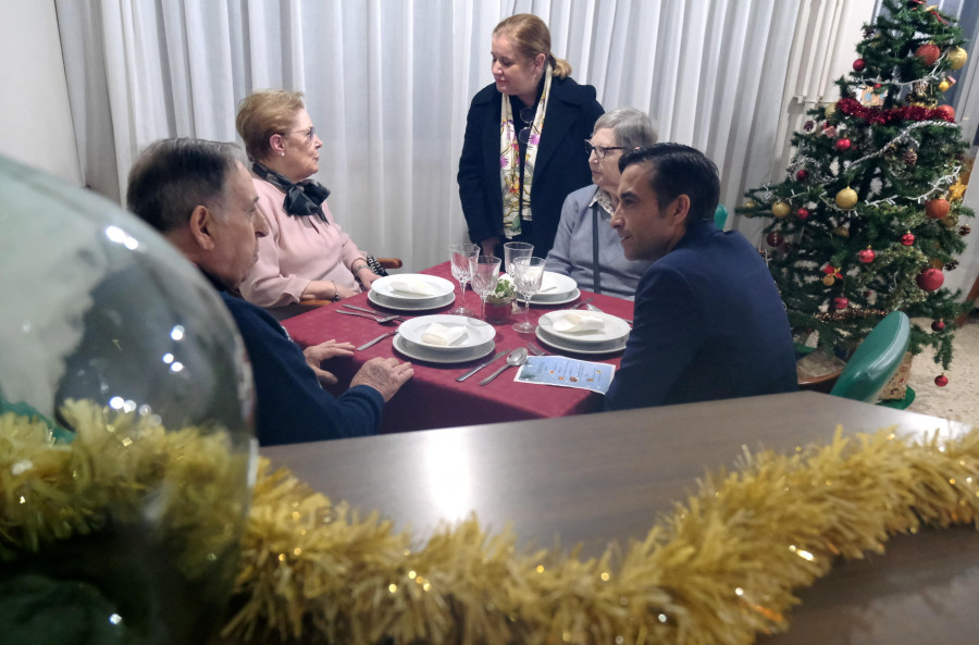 El programa Xuntos polo Nadal ofrece ocho plazas en Mi Casa para mayores que viven solos