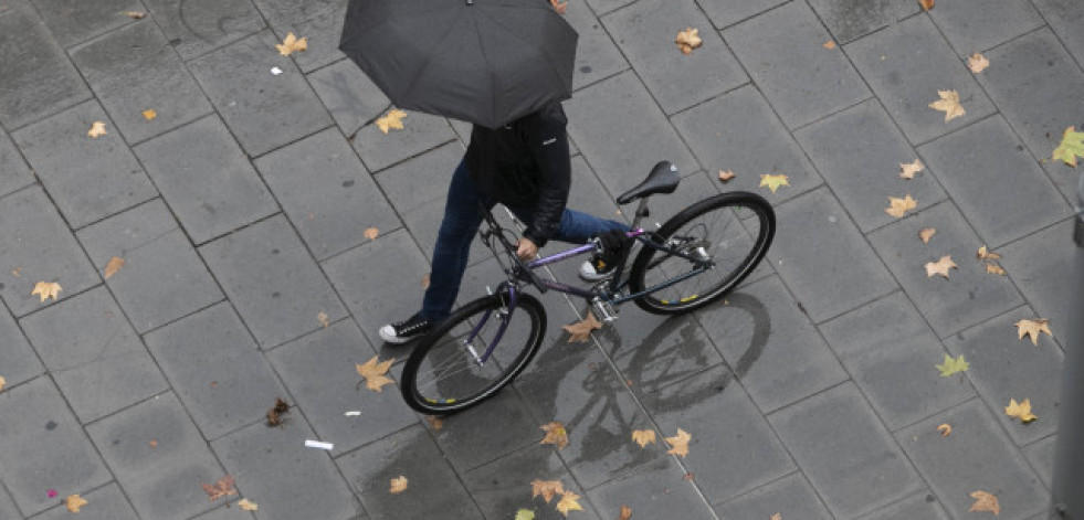 Las lluvias siguen el martes en el norte de Galicia