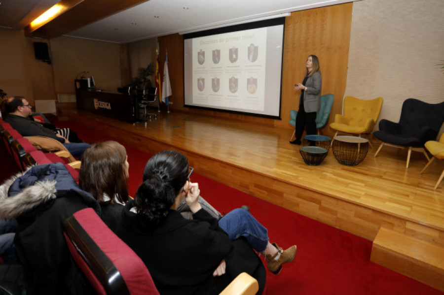 Los alumnos de Bachillerato se interesan por conocer la oferta académica de Cesuga