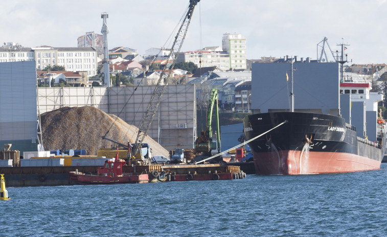 El Puerto de Ferrol adapta al nuevo modelo estatal sus pliegos de condiciones para servicios