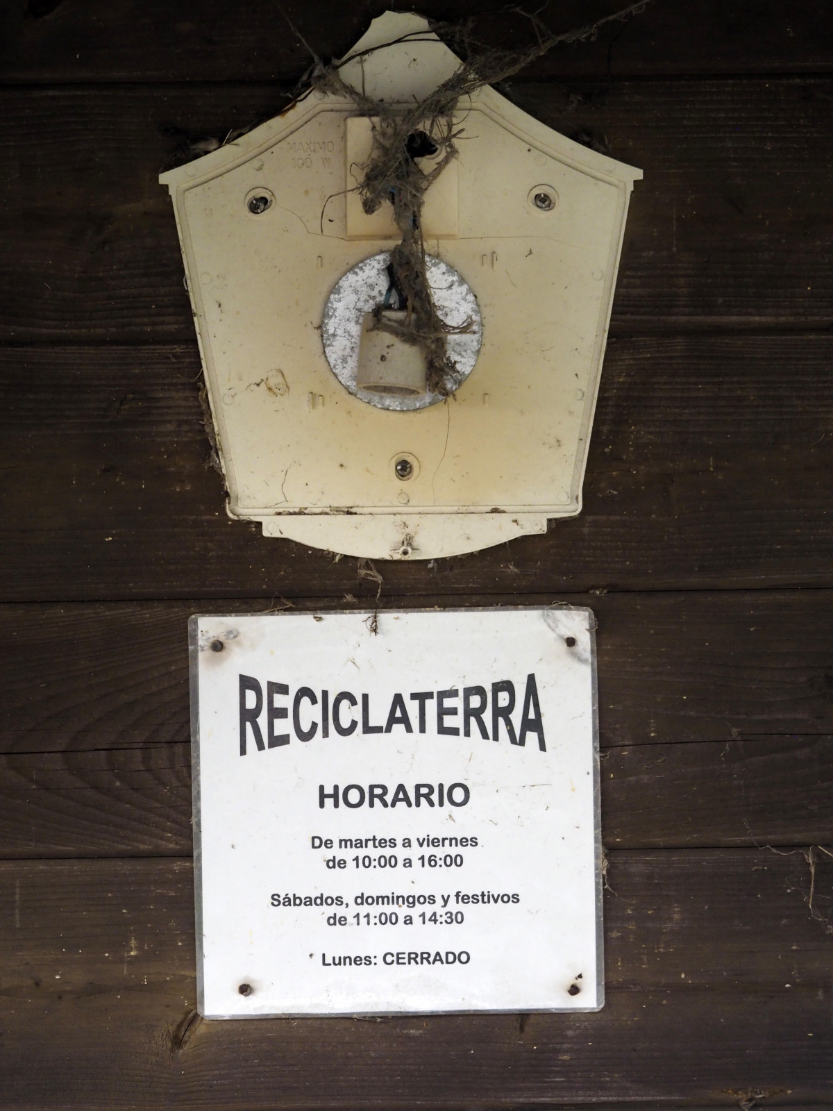 Aula Reciclaterra Abandonada (17)