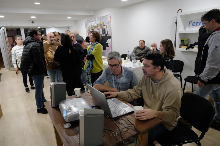 Mon Fernández (BNG): “Cada vez máis xente ve que a alternativa ao Partido Popular existe”