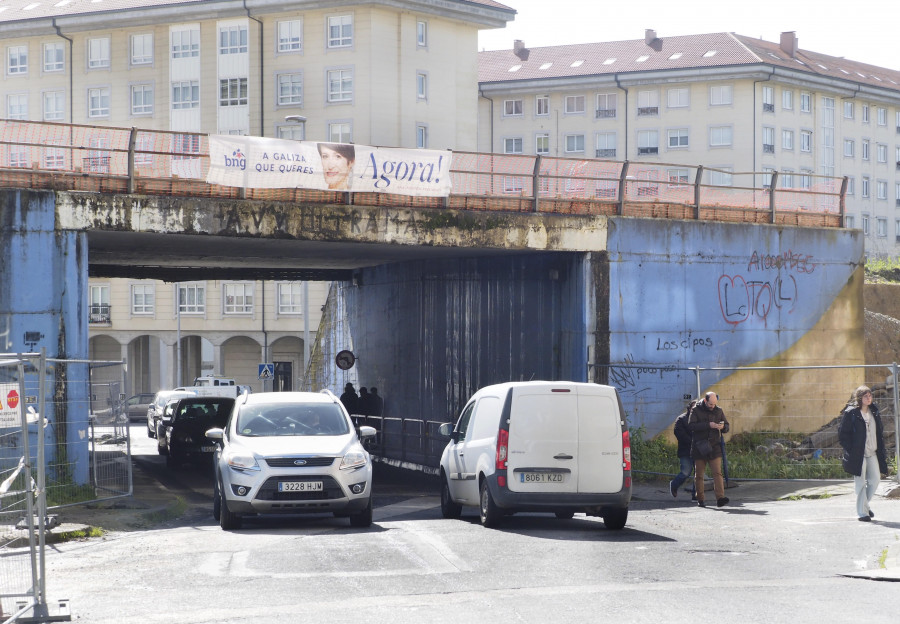 Concello de Ferrol y Ministerio de Transportes chocan por el cierre de la calle Nova de Caranza