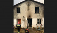 Un incendio desencadenado por la caída de un rayo calcina una vivienda de Cerdido