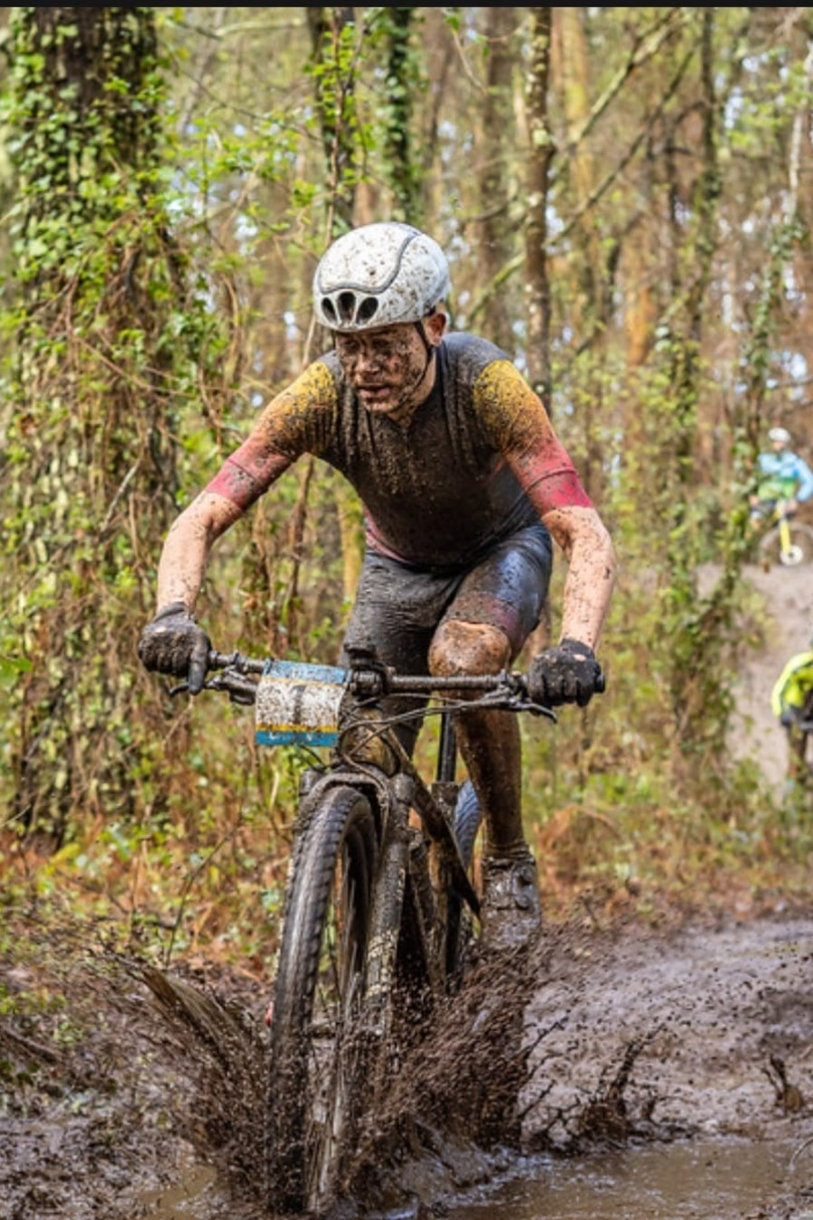 Xavier Meizoso, ciclista Campeón gallego de resistencia: “Si dura una vuelta más no creo que estuviese en el podio”