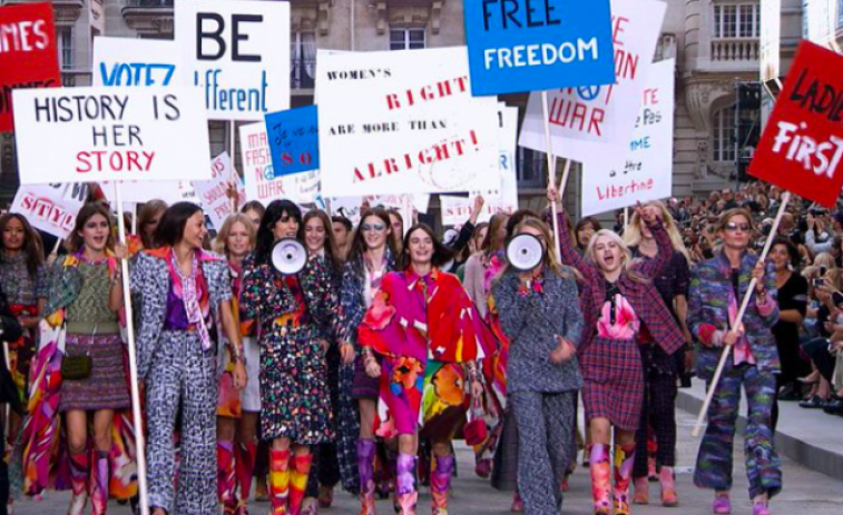 La moda a lo largo del tiempo: una aliada en la lucha de las mujeres contra la desigualdad