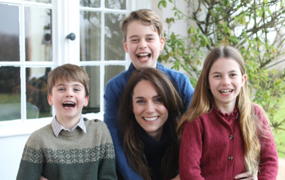 ¿Qué sabemos de la polémica imagen de Kate Middleton con sus hijos?