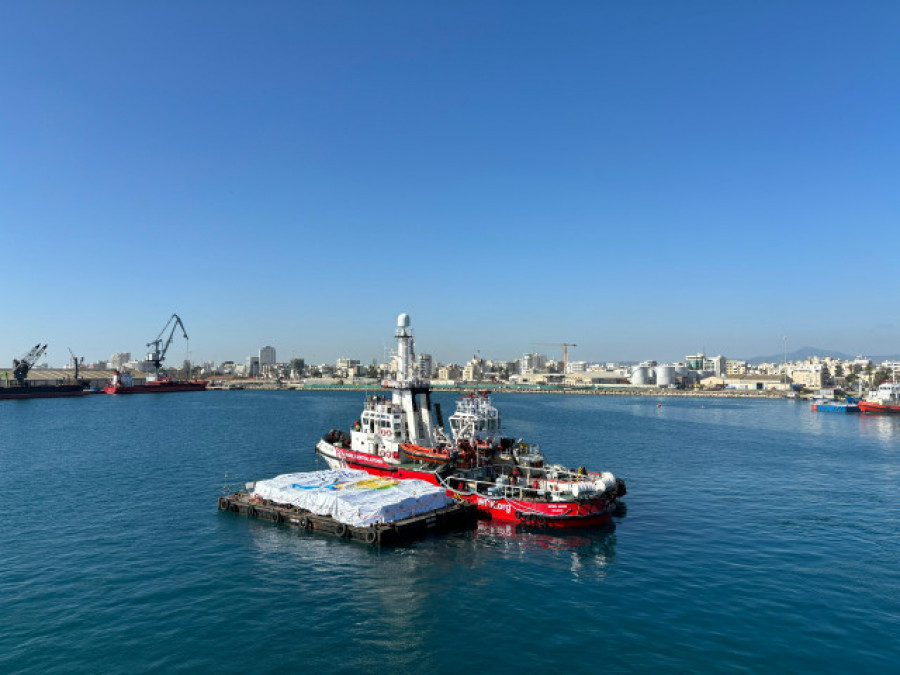 Zarpa el barco español que abre un corredor marítimo de ayuda humanitaria para Gaza