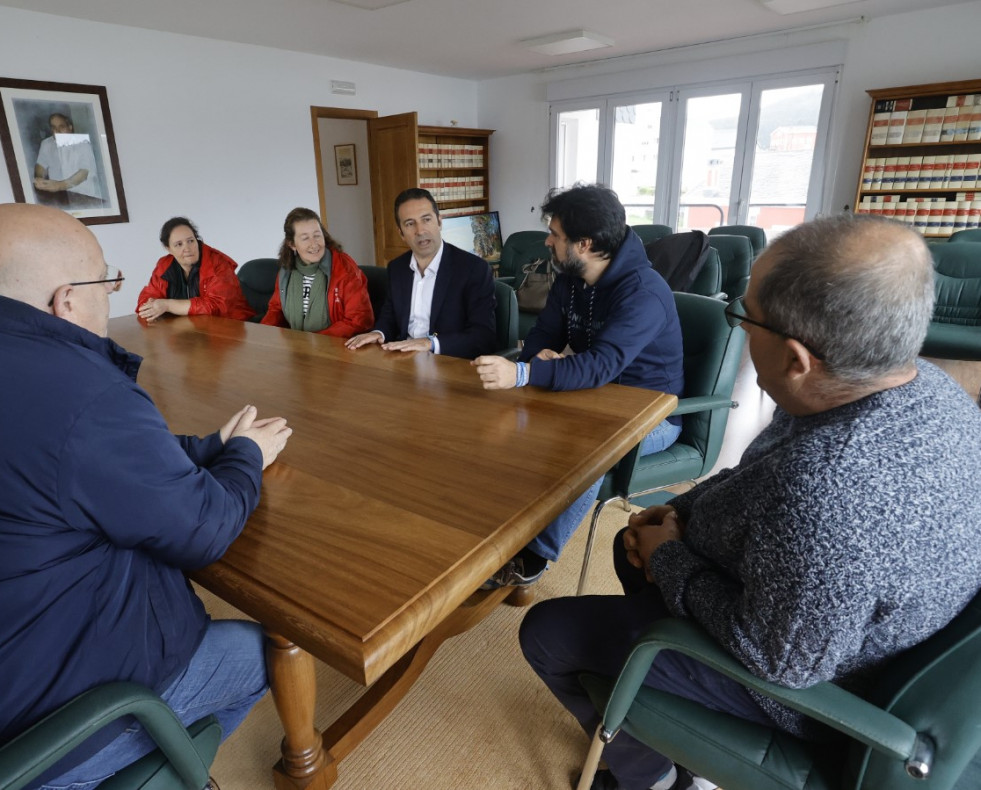 Alfonso Villares visita institucional Mañon