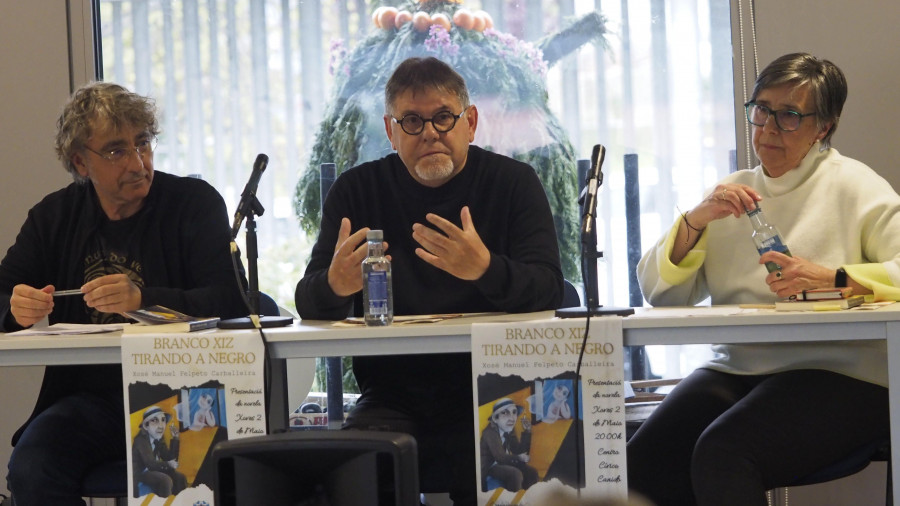 Presentación de “Branco xiz tirando a negro”, de X. M. Felpeto, en el centro cívico de Canido