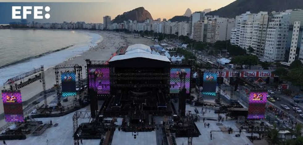 Cientos de miles de admiradores de Madonna toman Río de Janeiro para su concierto gratuito