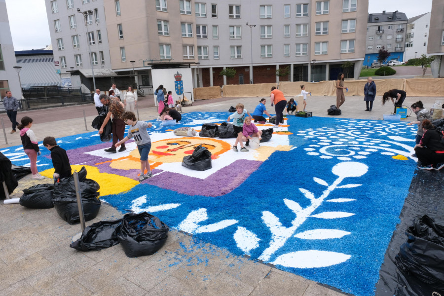 Narón da la bienvenida de manera oficial a la primavera con la tradicional Festa dos Maios