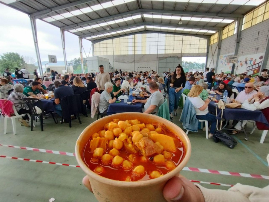 Caranza, pasión por los callos para sufragar sus fiestas patronales