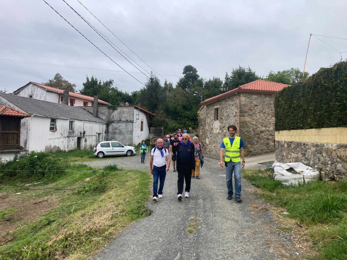 Caminata romeria de la O Pedroso Naron