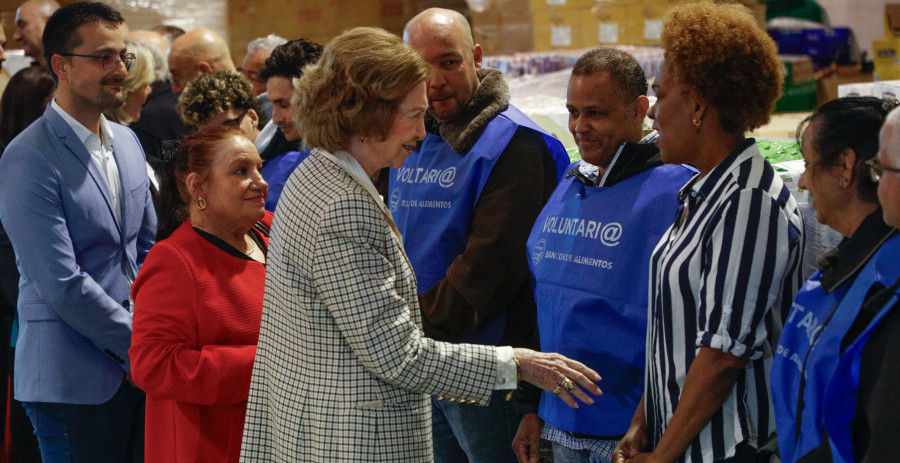 La Reina Sofía cumple el sueño del Banco de Alimentos de Lugo
