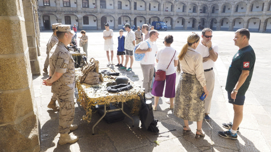 El Arsenal abre sus puertas y celebra con actividades el Día de las Fuerzas Armadas