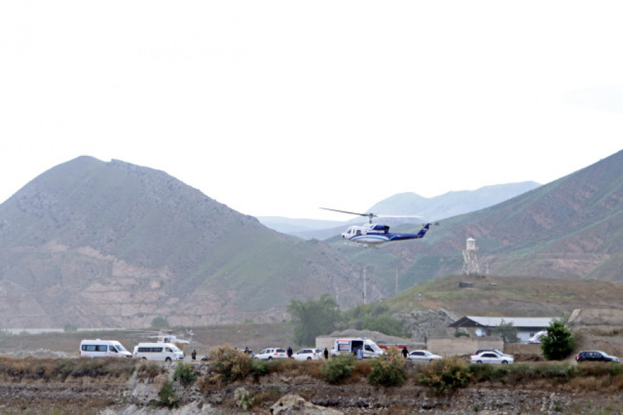 El Ejército iraní afirma que ha localizado el helicóptero en el que viajaba Raisí