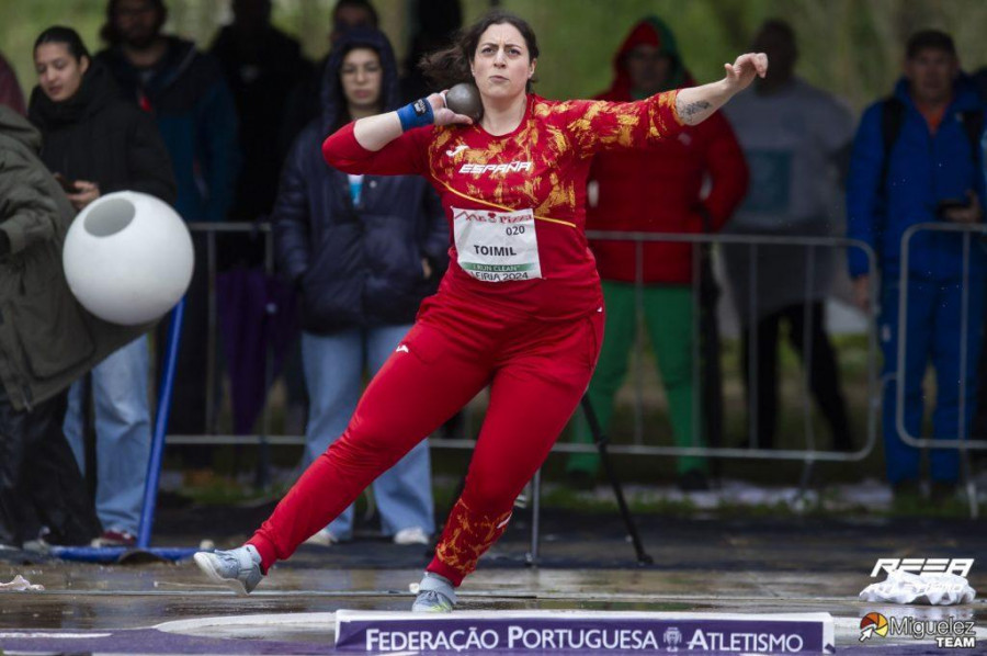 La lanzadora Belén Toimil vuelve a rozar su mejor registro en Chequia