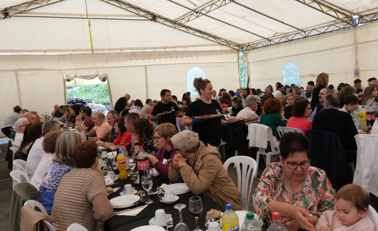 El CEIP San Isidro de Neda celebró su medio siglo de vida con una fiesta