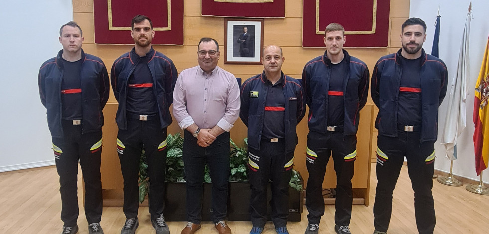 La plantilla del Speis de Narón aumenta con la incorporación de cuatro nuevos bomberos