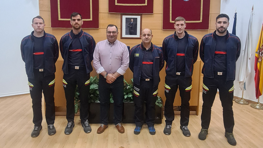 La plantilla del Speis de Narón aumenta con la incorporación de cuatro nuevos bomberos