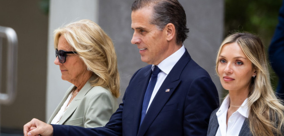 El hijo de Biden es declarado culpable de todos los cargos en un caso de posesión de armas